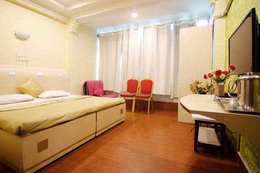 Hotel Tushar Pune Luaran gambar