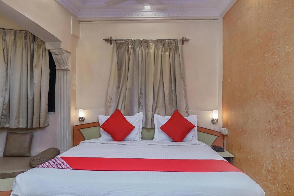 Hotel Tushar Pune Luaran gambar